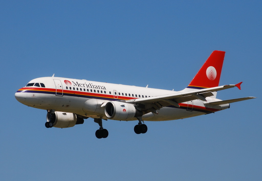 Airbus_A319-100_Meridiana_Fly_(ISS)_EI-DEY_-_MSN_1102_-_Now_in_Brussels_Airlines_fleet_as_OO-SSD_(3525849724)