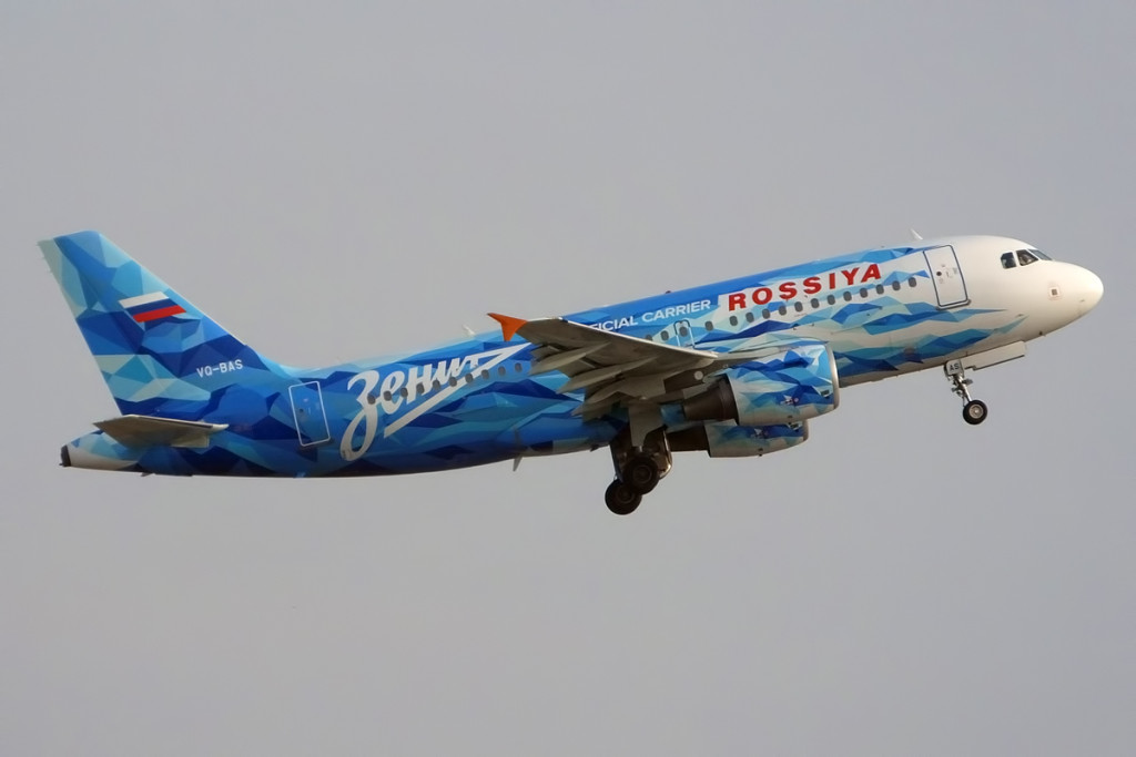 Rossiya_(FC_Zenit_St._Petersburg_livery),_VQ-BAS,_Airbus_A319-111_(16785228539)