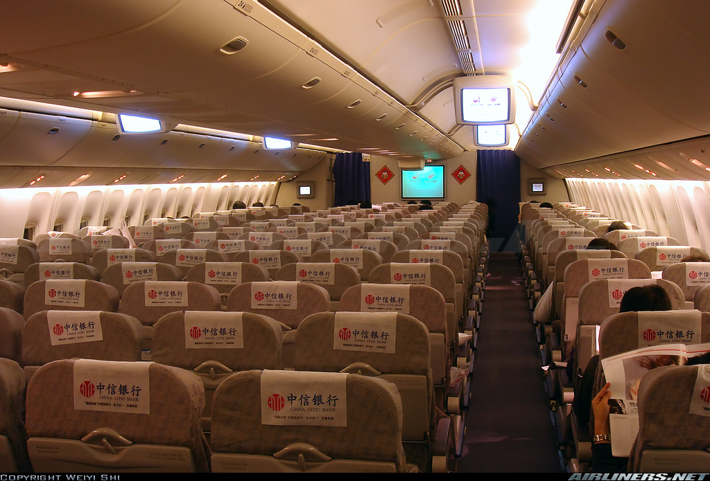 Boeing 777 200 салон